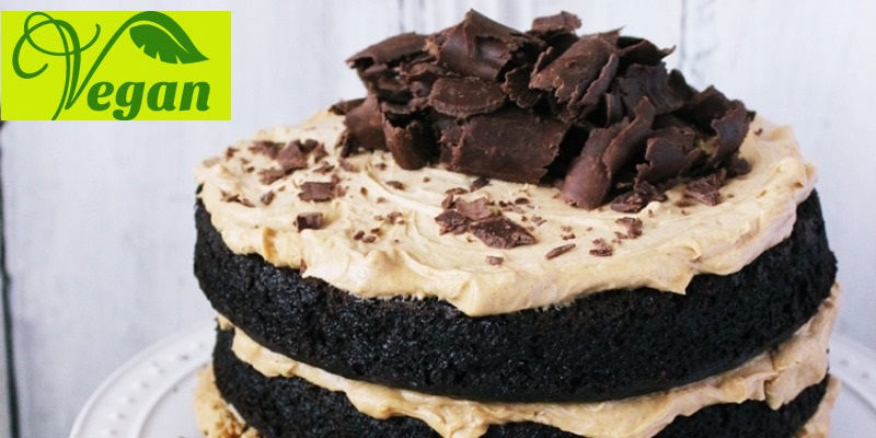 Vegan σοκολατένια τούρτα γενεθλίων Vegan σοκολατένια τούρτα γενεθλίων
